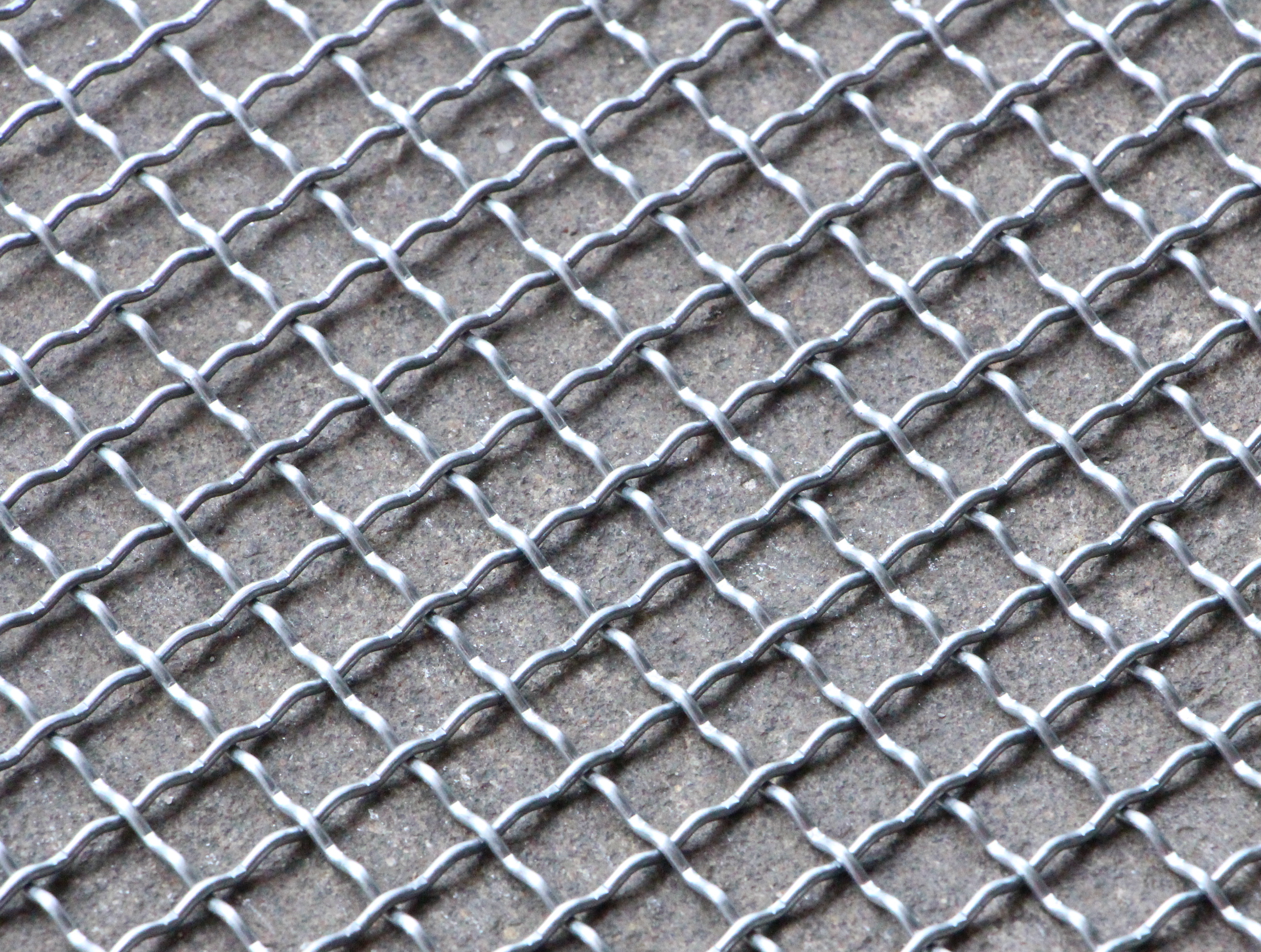 CRIMPED WIRE MESH